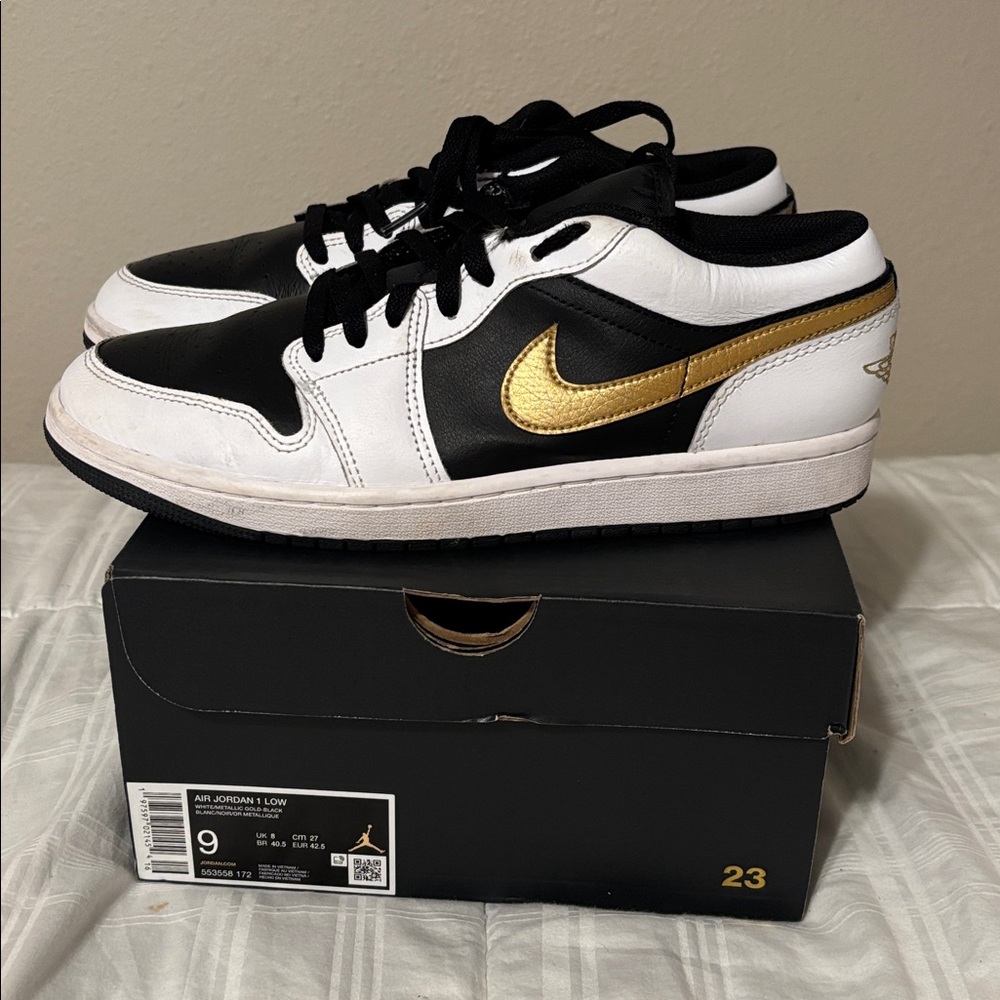 Jordan Air 1 Low White Gold Black